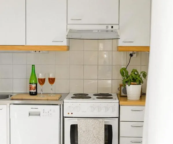 Lillmasen - Atmospheric And Very Comfy *